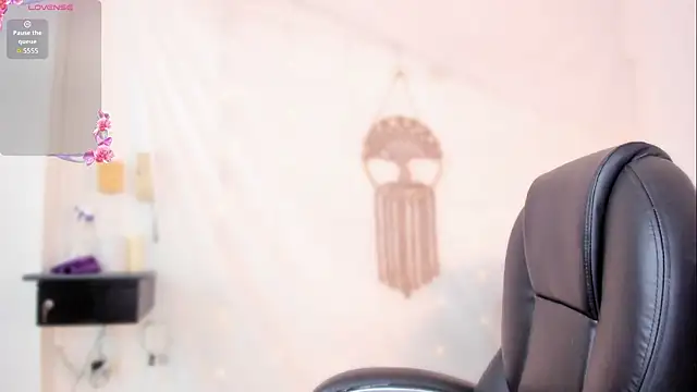 kylie_soraya: απευθείας συνομιλία ΧΧΧ