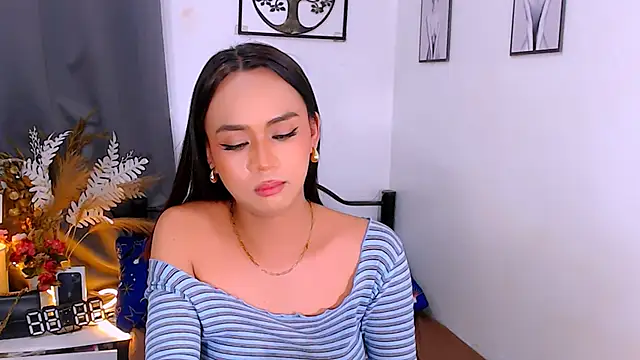 Zialustts 现场XXX聊天