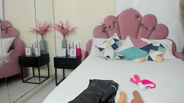 kiraGeiner: απευθείας συνομιλία ΧΧΧ