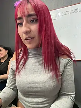 JuliethaDemon_ élő XXX-chatje