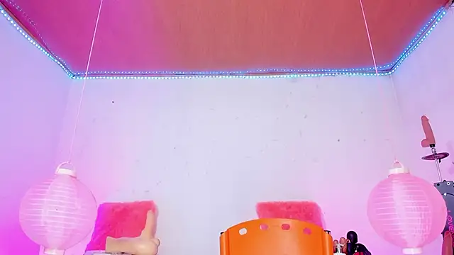 Chat +18 de shannon_kinne_ ao vivo