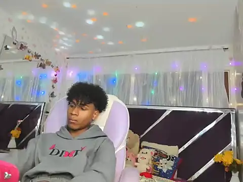 Santy_bigcock_01 Live XXX Chat