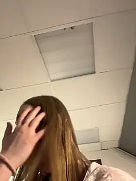  Онлайн чат XXX AprilHughes