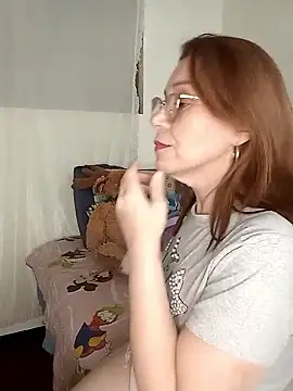 Chatroom XXX en direct de Scarletth_Rosee