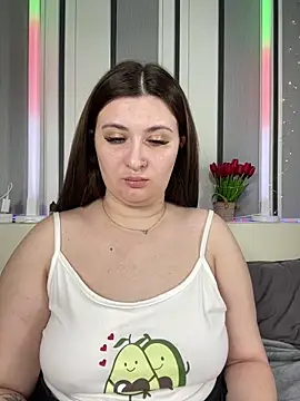 AliceHots Show in webcam