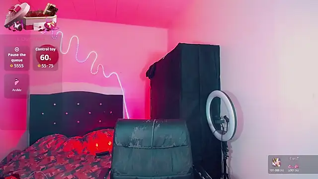 Kendall_hornyy – webcam-show