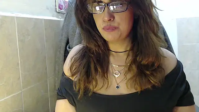 Isabella_Martin: απευθείας συνομιλία ΧΧΧ