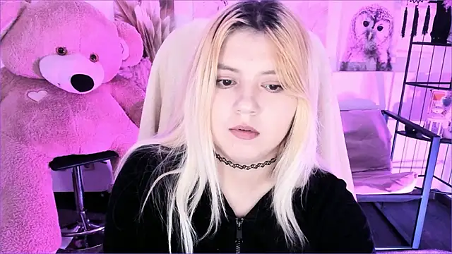 DiaAngell élő XXX-chatje