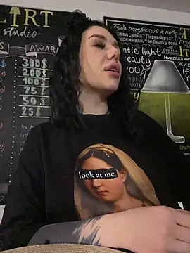 MaeveMoon's Live XXX Chat