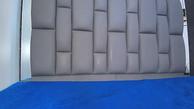 kissme_luna: απευθείας συνομιλία ΧΧΧ