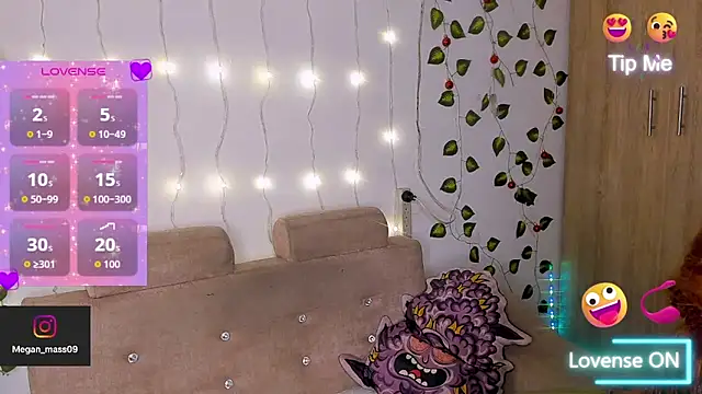 AdairaWealth's Live XXX Chat