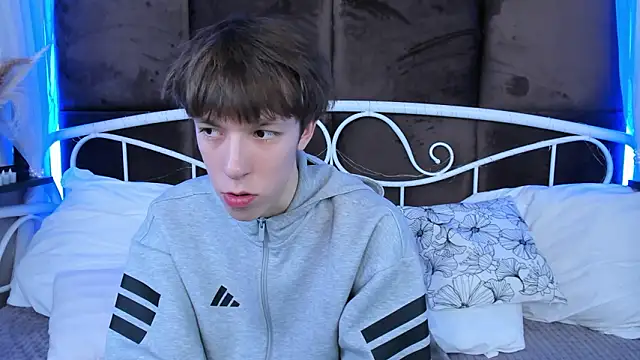 MarkBranston Live XXX Chat