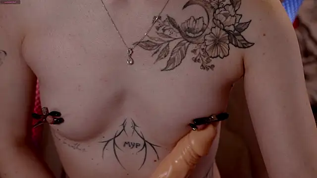 ho1yho1e: απευθείας συνομιλία ΧΧΧ