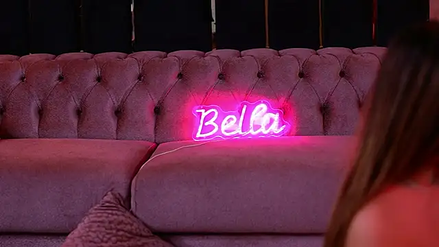 BellaNoirre's Live XXX Chat