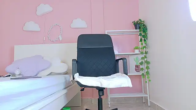 Chatroom XXX en direct de SeleneGibson__