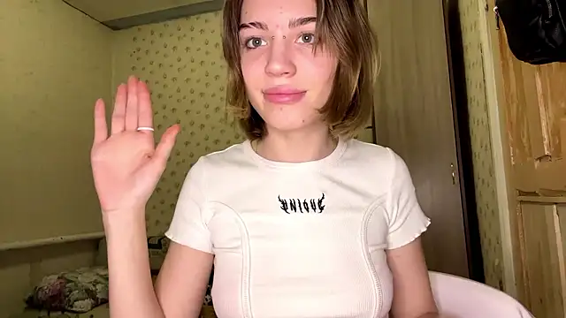 KerieDitti's Live XXX Chat