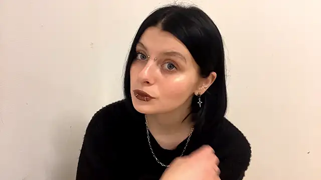 MisAlise: απευθείας συνομιλία ΧΧΧ