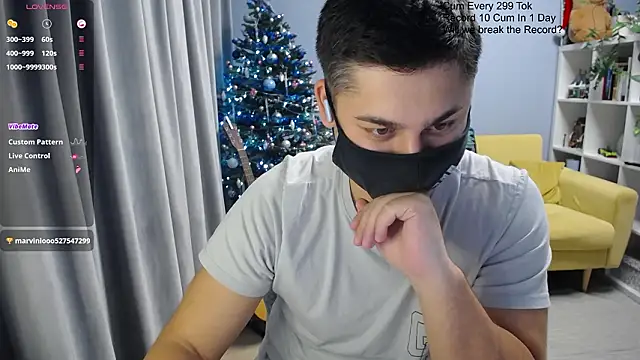 Tomguys Live XXX Chat