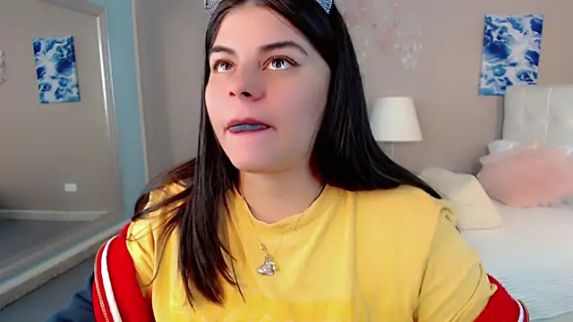 _Maddison_Ivanova_: онлайн-секс-чат