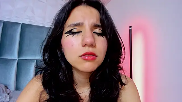 Chat XXX en directo de HollyPeach