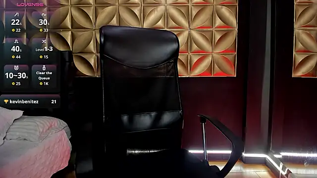 Chatroom XXX en direct de lovenatasha_