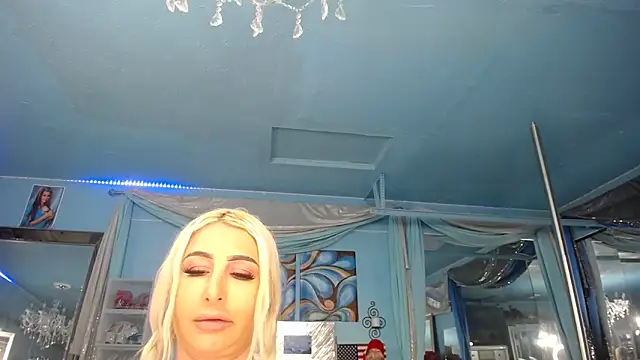 ADRIANNA_FOX Obrolan Langsung XXX