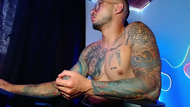 Chat XXX ao vivo de sebastian_horny