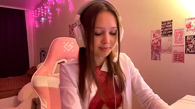 دردشة Nelly_Sweetgirl الجنسية المباشرة