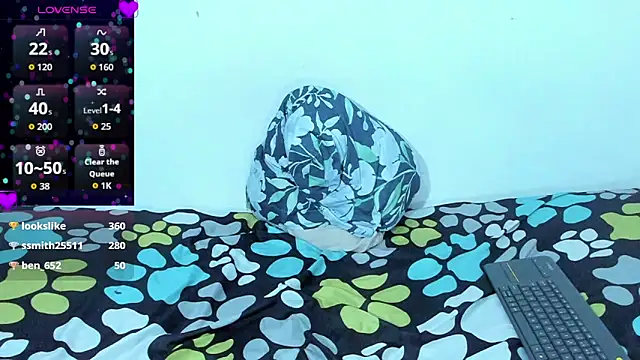 Онлайн чат XXX Nikki__uwu