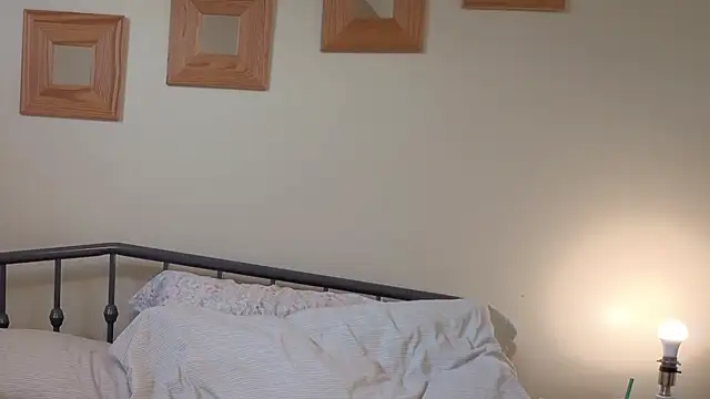 PhatAssBlond's Webcam Show