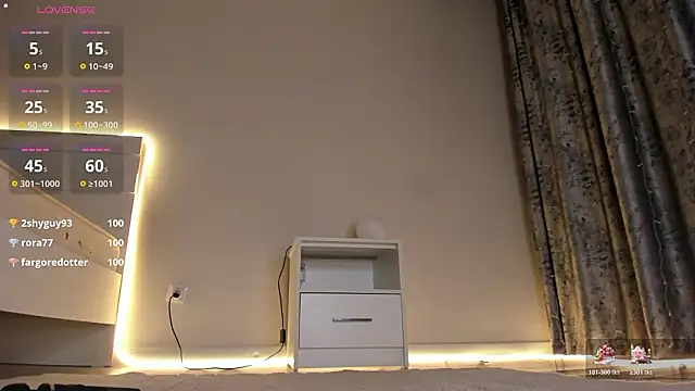 Онлайн чат XXX la_kivi