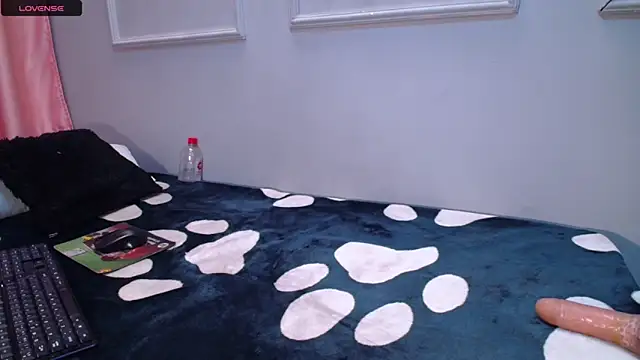 Webkamerová show monsterholes