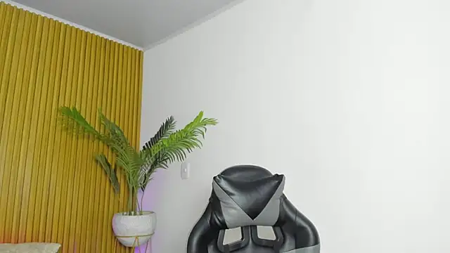 scarlett_rosse_x's Live XXX Chat