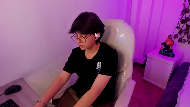 Nathaly_ds élő XXX-chatje