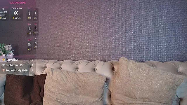 Megan__Honey 现场XXX聊天