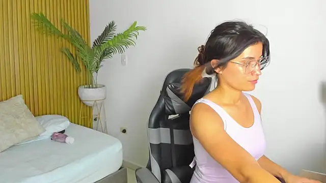 Chat XXX en directo de scarlett_rosse_x