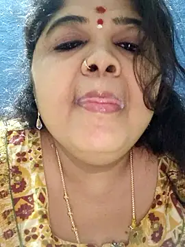 tamilthanushri Live XXX-chat