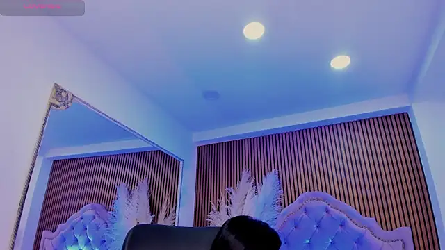 SelenaStonne: онлайн-секс-чат