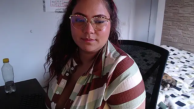 girl_milk2 Chat XXX in diretta