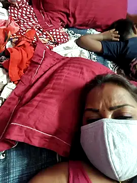 Tamil_Hot_Priya Adlı Modelin Canlı XXX Sohbeti