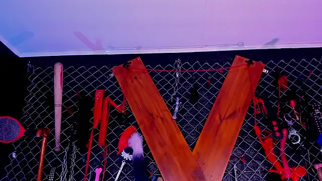 Miss_Juliett_bdsm 现场XXX聊天