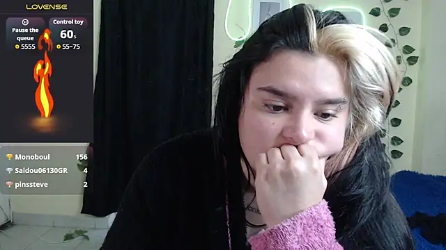 Nika_1_'s Live XXX Chat