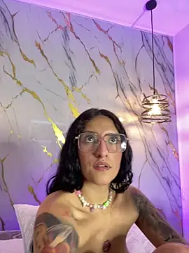 Chatroom XXX en direct de Scaarlettfox