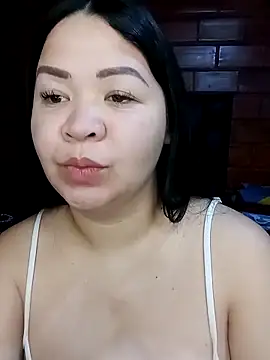 Chantal_lopezのライブXXXチャット