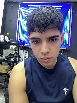 Онлайн чат XXX Johan_stick