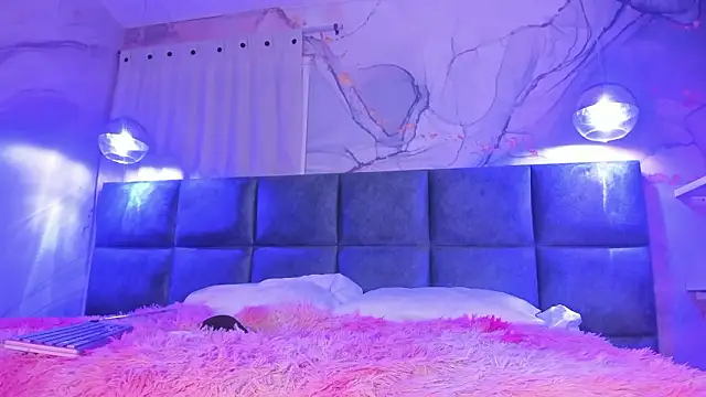 AntonellaRossi: онлайн-секс-чат