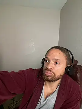 Chatroom XXX en direct de Fathero1time