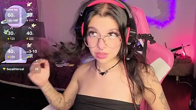 Онлайн чат XXX larah_uwu