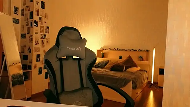 yourrdanceteacher Adlı Modelin Canlı XXX Sohbeti