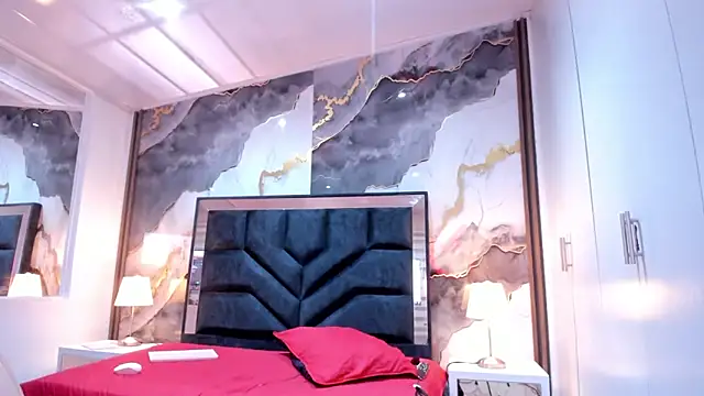 SusanVilla's Live XXX Chat